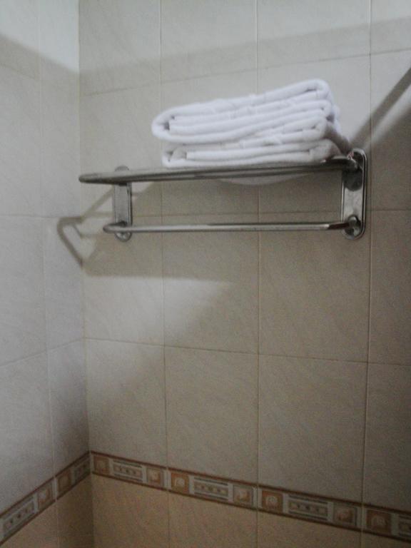 Imperial Hotel Kendari Room photo